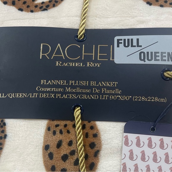 Rachel Rachel Roy FLANNEL PLUSH BLANKET - Picture 2 of 3